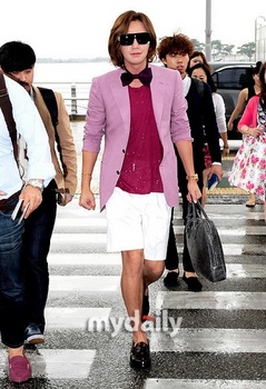 韓国アイドル「空港ファッション」グンソク2011の画像.jpg